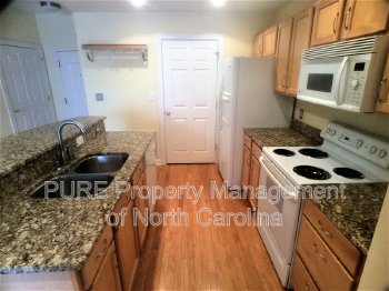 1 BR Condo Plus Study with Upgrades and Amenities Galore property image
